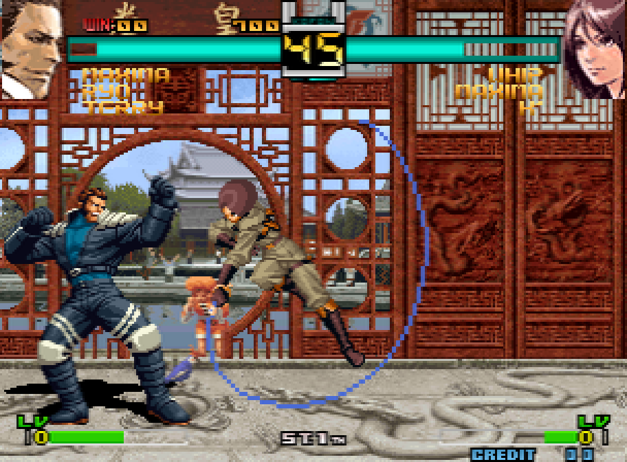 Combat in front of a Chinese moon gate in The King of Fighters 2002