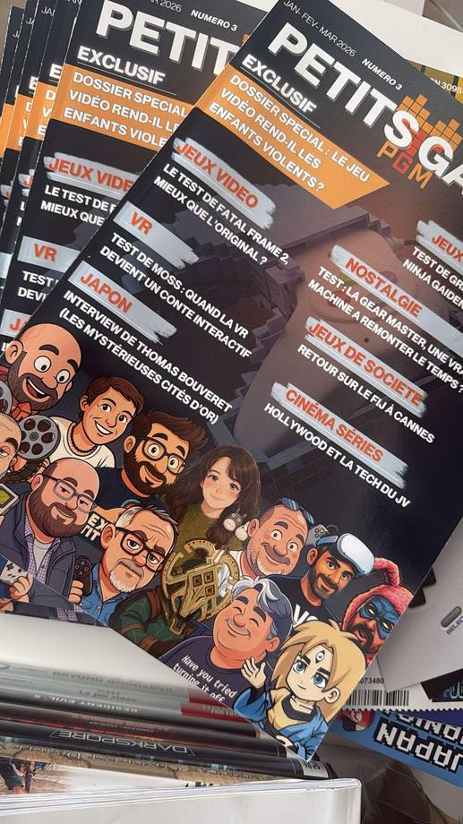 Exemplaries of the 3rd issue of Petits Gamers Magazine